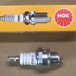 チェンソー用スパークプラグNGK BM6A/BPM6A